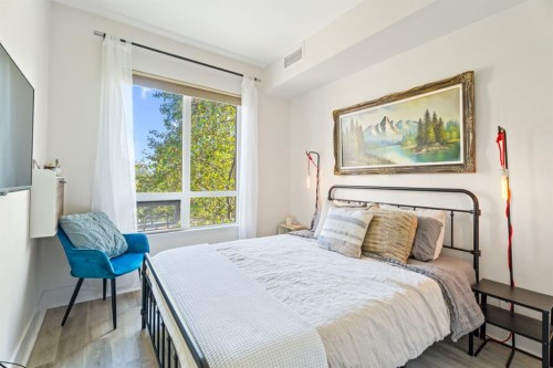 315-46 9 Street Ne, Calgary, AB - Indoor Photo Showing Bedroom