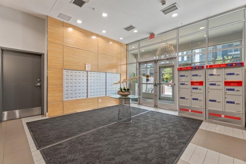 315-46 9 Street Ne, Calgary, AB - Indoor