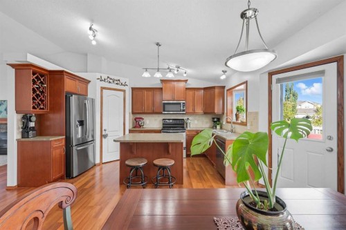 79 Hillcrest Boulevard, Strathmore, AB - Indoor