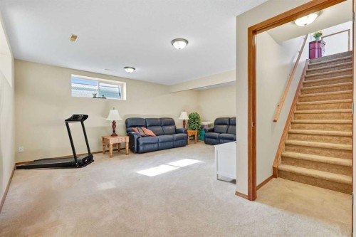 79 Hillcrest Boulevard, Strathmore, AB - Indoor