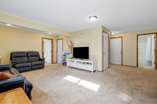 79 Hillcrest Boulevard, Strathmore, AB - Indoor