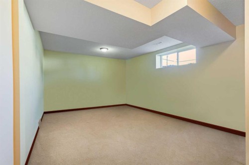 79 Hillcrest Boulevard, Strathmore, AB - Indoor Photo Showing Other Room
