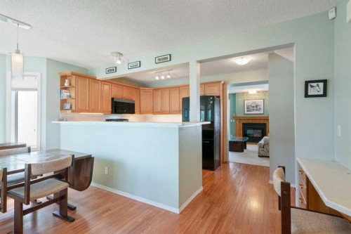 79 Scenic Gardens Nw, Calgary, AB - Indoor Photo Showing Other Room