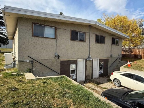 4704 14 Street Nw, Calgary, AB - Outdoor With Exterior