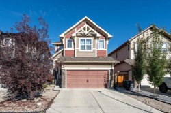 178 Buckskin Way  Cochrane, AB T4C 2R7