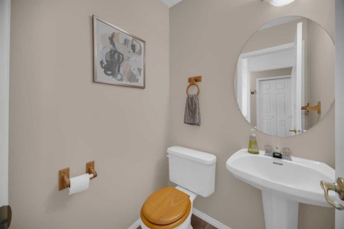 154 Bridlewood Court Sw, Calgary, AB - Indoor Photo Showing Bathroom