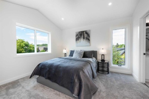 2402 Westmount Road Nw, Calgary, AB - Indoor Photo Showing Bedroom