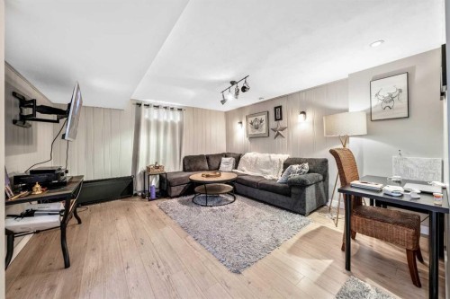 223 Brookpark Drive Sw, Calgary, AB - Indoor Photo Showing Living Room