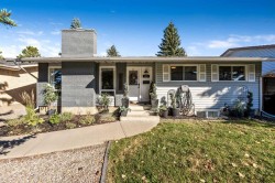 223 Brookpark Drive SW Calgary, AB T2W 2W7