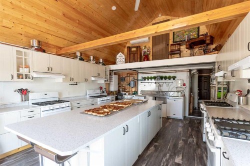 10 & 20-30061 Range Road 23, Rural Mountain View County, AB - Indoor Photo Showing Kitchen