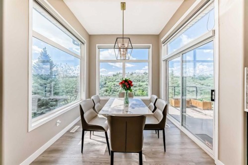 55 Edgeridge Circle Nw, Calgary, AB - Indoor Photo Showing Dining Room