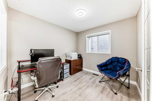 55 Edgeridge Circle Nw, Calgary, AB - Indoor Photo Showing Office
