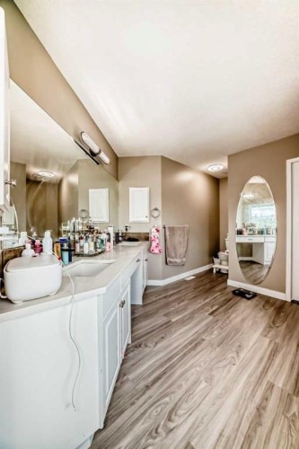 55 Edgeridge Circle Nw, Calgary, AB - Indoor
