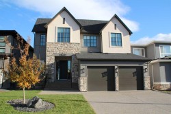 8 Rockcliff Hill NW Calgary, AB T3G 0G6