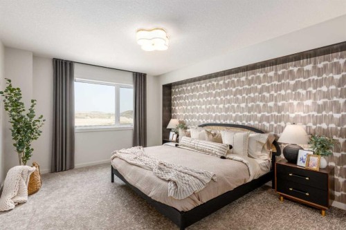 58 Starling Passage Nw, Calgary, AB - Indoor Photo Showing Bedroom