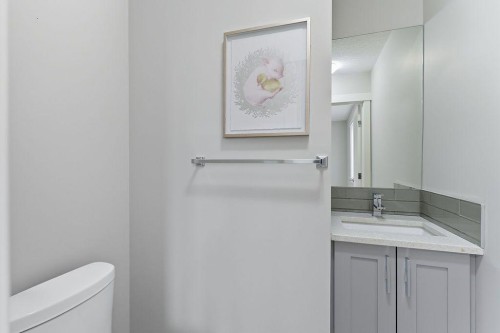 240 Nolanhurst Crescent Nw, Calgary, AB - Indoor Photo Showing Bathroom