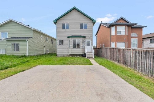 1149 Martindale Boulevard Ne, Calgary, AB - Outdoor