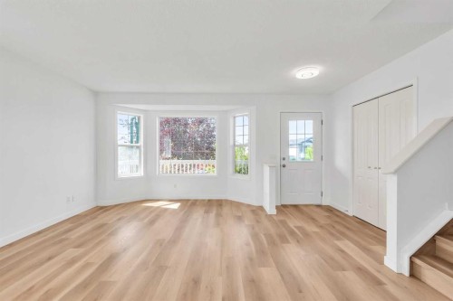 1149 Martindale Boulevard Ne, Calgary, AB - Indoor Photo Showing Other Room