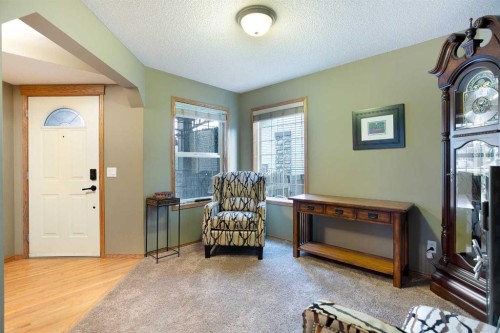 196 Brightondale Close Se, Calgary, AB - Indoor Photo Showing Other Room