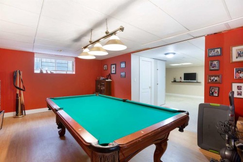 196 Brightondale Close Se, Calgary, AB - Indoor Photo Showing Other Room