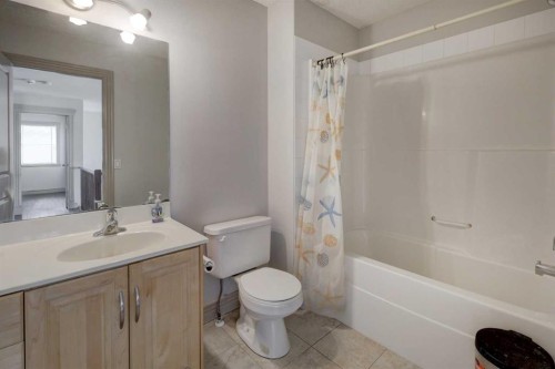 112 Cougarstone Manor Sw, Calgary, AB - Indoor Photo Showing Bathroom