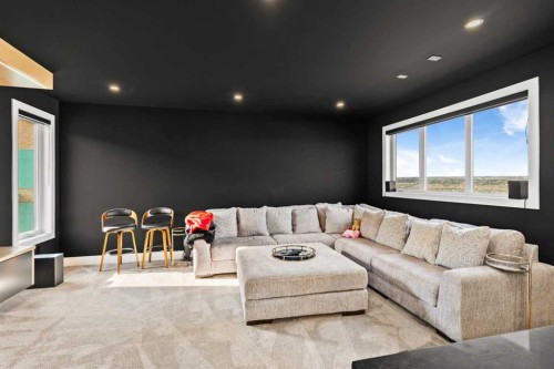 467 Patterson Boulevard Sw, Calgary, AB - Indoor Photo Showing Living Room