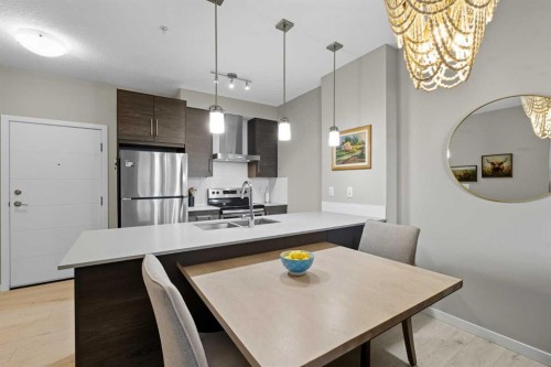 304-122 Mahogany Centre Se, Calgary, AB - Indoor