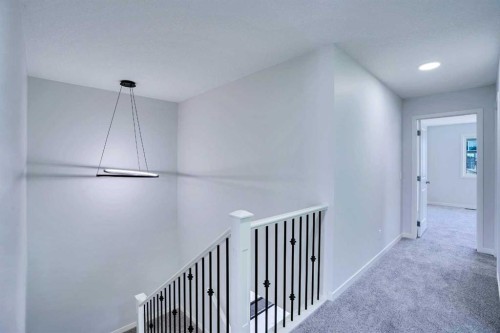 312 Edith Place Nw, Calgary, AB - Indoor Photo Showing Other Room