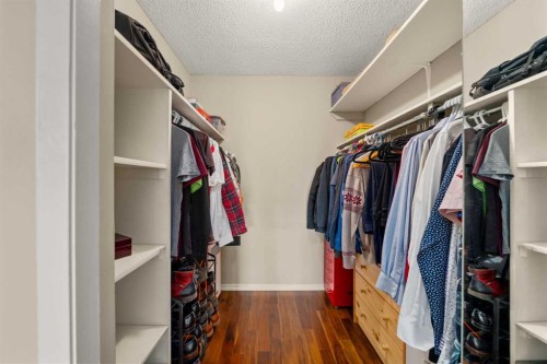 403-1334 14 Avenue Sw, Calgary, AB - Indoor With Storage