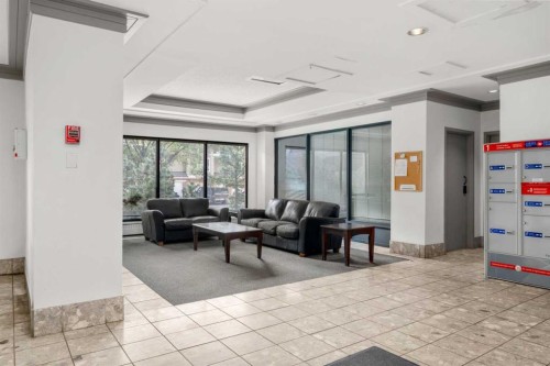403-1334 14 Avenue Sw, Calgary, AB - Indoor