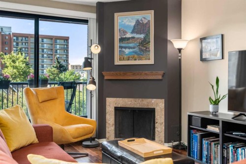 403-1334 14 Avenue Sw, Calgary, AB - Indoor With Fireplace