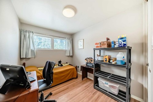 126 Springwood Drive Sw, Calgary, AB - Indoor Photo Showing Office