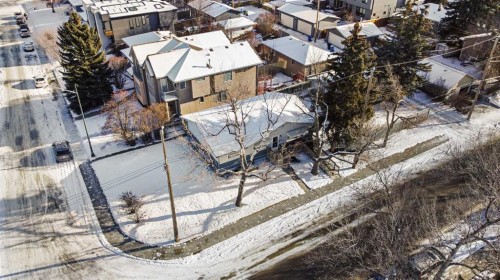 2616 22 Street Nw, Calgary, AB - Outdoor