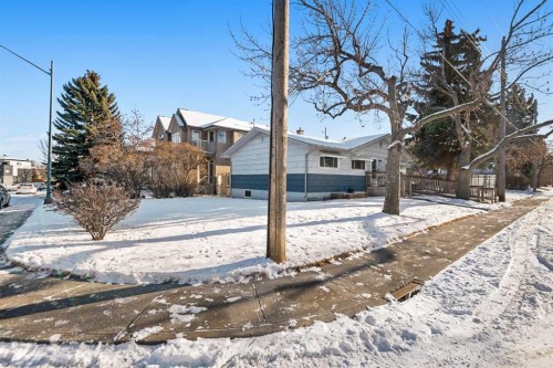 2616 22 Street Nw, Calgary, AB - Outdoor
