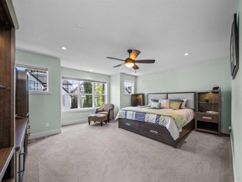 95 Mahogany Manor Se, Calgary, AB - Indoor Photo Showing Bedroom