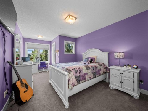 95 Mahogany Manor Se, Calgary, AB - Indoor Photo Showing Bedroom