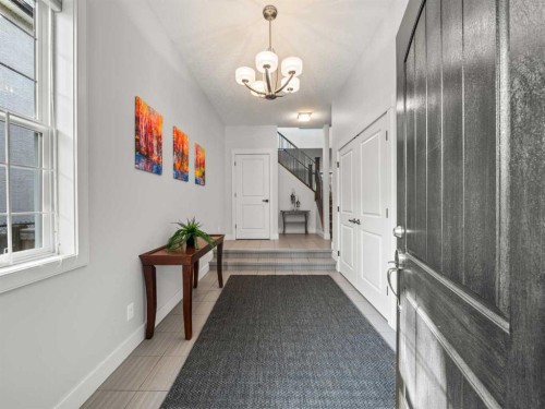 95 Mahogany Manor Se, Calgary, AB - Indoor Photo Showing Other Room