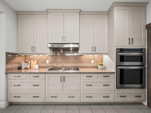 95 Mahogany Manor Se, Calgary, AB - Indoor Photo Showing Kitchen