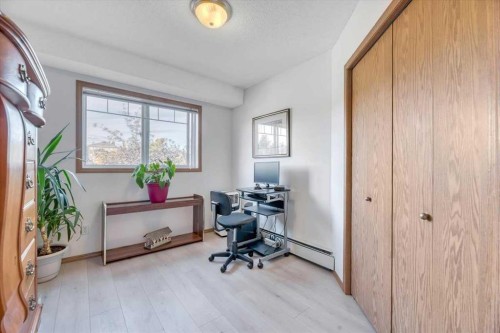 308-11 Somervale View Sw, Calgary, AB - Indoor Photo Showing Office