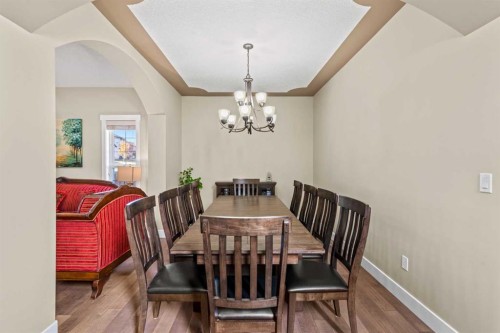 1269 Sherwood Boulevard Nw, Calgary, AB - Indoor Photo Showing Dining Room