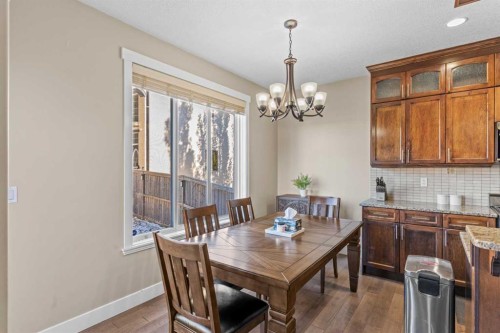 1269 Sherwood Boulevard Nw, Calgary, AB - Indoor Photo Showing Dining Room