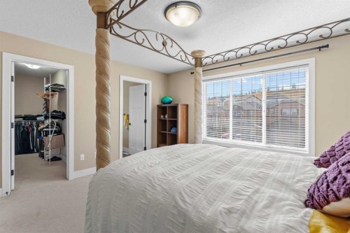 1269 Sherwood Boulevard Nw, Calgary, AB - Indoor Photo Showing Bedroom