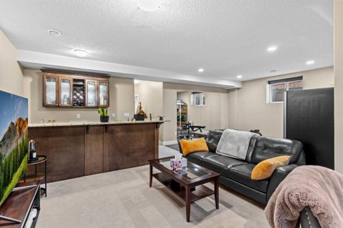 1269 Sherwood Boulevard Nw, Calgary, AB - Indoor