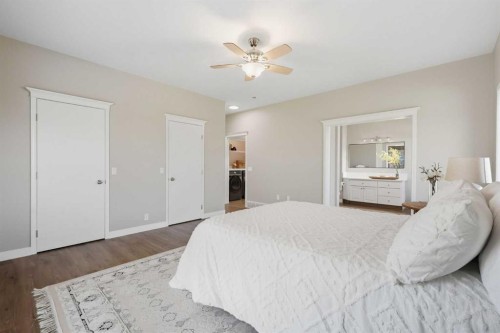252047 Township Road 252, Rural Wheatland County, AB - Indoor Photo Showing Bedroom