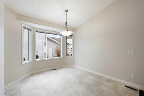 57 Citadel Gardens Nw, Calgary, AB - Indoor Photo Showing Other Room