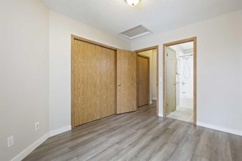 57 Citadel Gardens Nw, Calgary, AB - Indoor Photo Showing Other Room