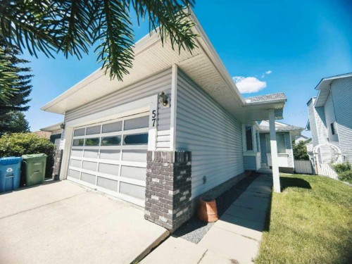 57 Citadel Gardens Nw, Calgary, AB - Outdoor