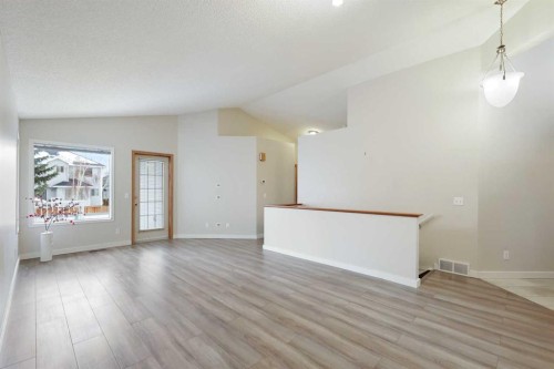 57 Citadel Gardens Nw, Calgary, AB - Indoor