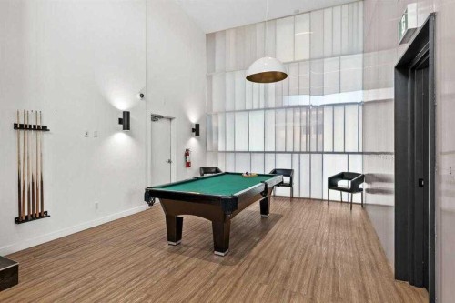 2307-210 15 Avenue Se, Calgary, AB - Indoor Photo Showing Other Room