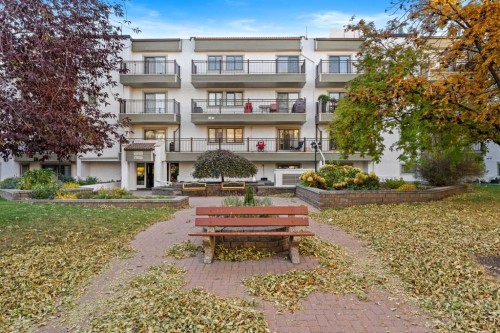 319-723 57 Avenue Sw, Calgary, AB - Outdoor With Balcony With Facade